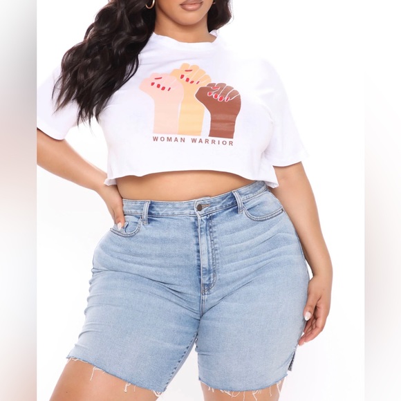‼️Woman Warrior Crop Top - FREE WHEN BUNDLED, see details‼️ - Picture 4 of 6